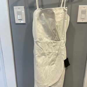 NWT: Lulus white dress for Bachelorette party. Graduation. Resortwear.